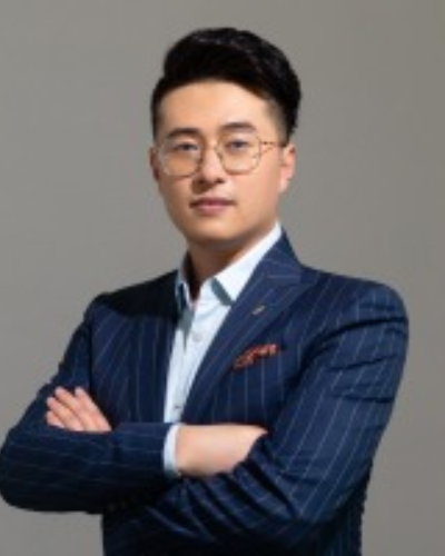 尤龍濤講師
